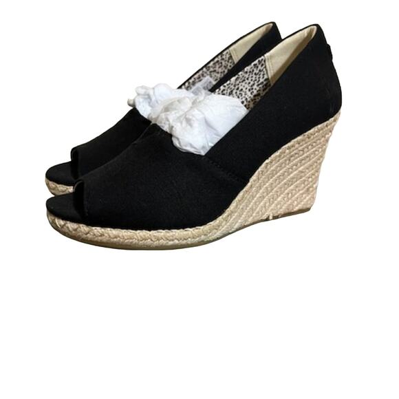 TOMS Michelle Wedge Pump Size 7 Color Black - Picture 2 of 5